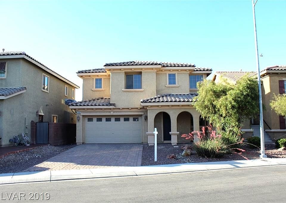 1st image of 2216 Plumeria Ave