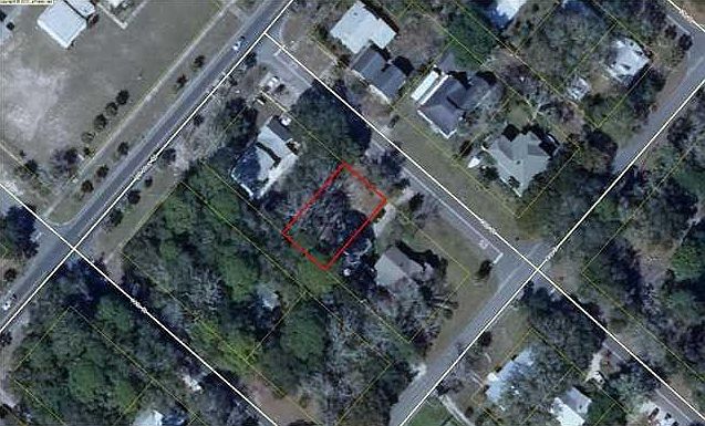 2nd image of 72 13th St