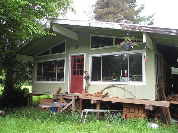 3rd image of 12036 Siletz Hwy
