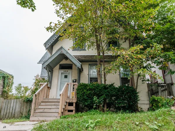 2315 N Oakland Ave, Milwaukee, WI 53211
