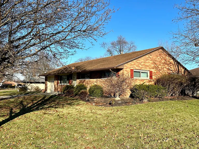 3928 Elmira Dr — Photo 3