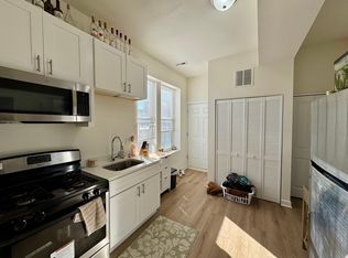 908 S Loomis St APT 4M, Chicago, IL 60607