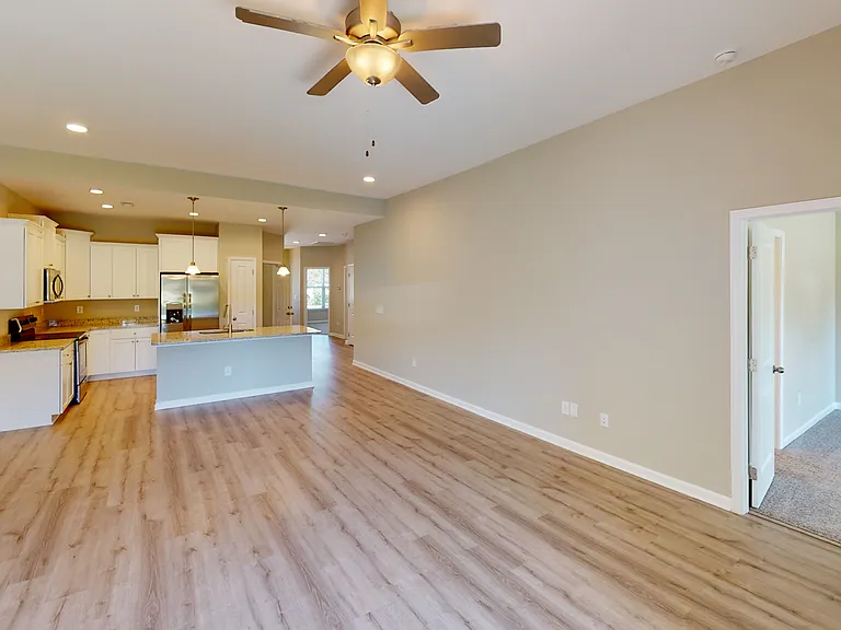 84 Racquet Club Dr — Photo 15
