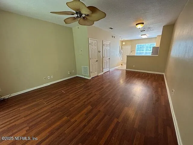 3469 Lone Tree Ln — Photo 3