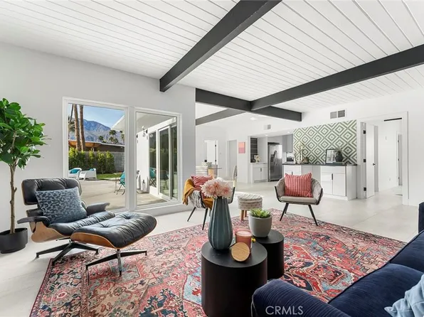 697 N Farrell Dr, Palm Springs, CA 92262