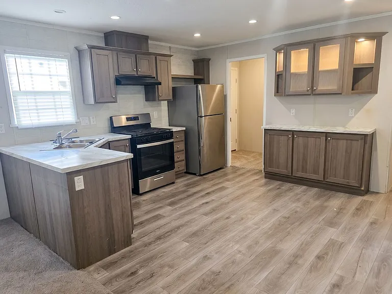 Northdale Estates — Photo 3