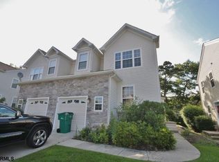 6 Summit Cir, Mays Landing, NJ 08330
