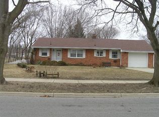 745 Howard St, Chelsea, MI 48118