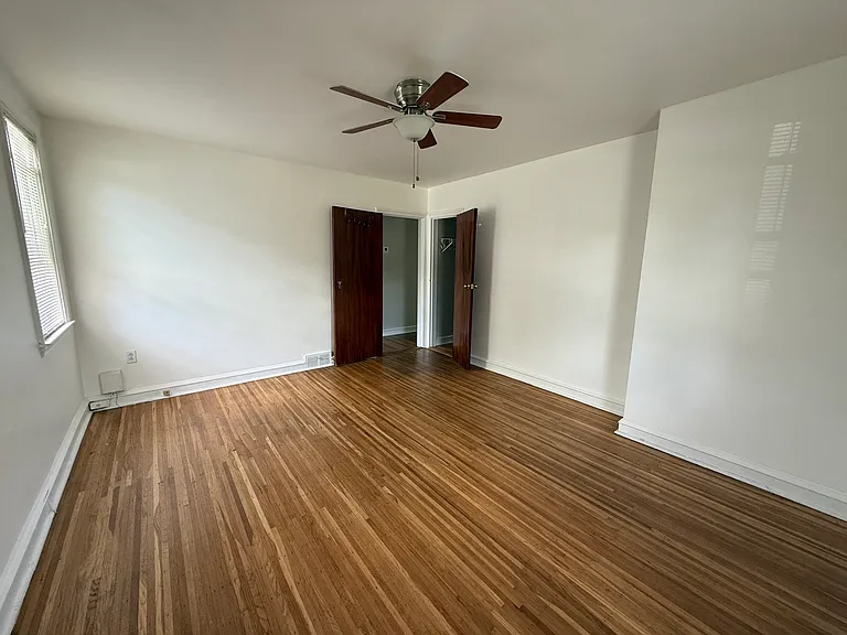 1576 Ferndale Ave #1 — Photo 19