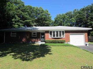 209 N Greenbush Rd, Troy, NY 12180