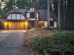 5433 Saint Charles Loop NE, Olympia, WA 98516