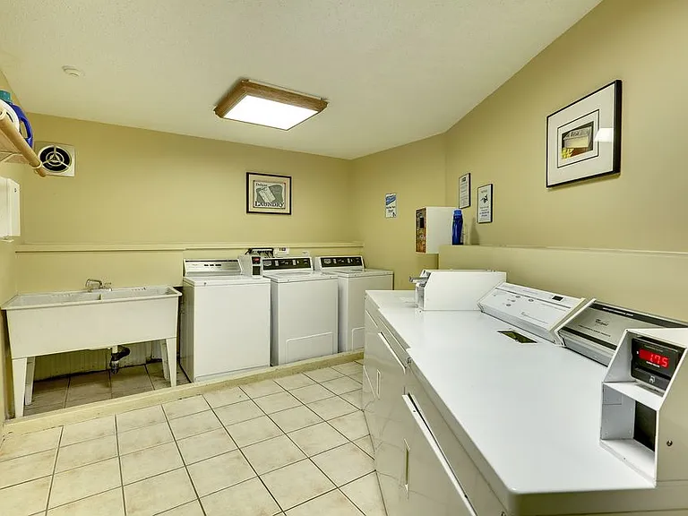 3540 Hennepin Ave S #303 — Photo 12