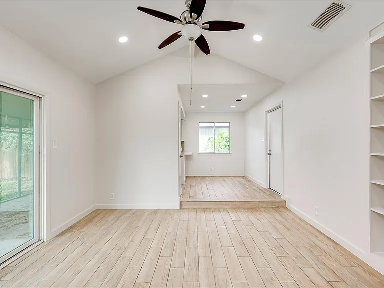 4811 Brushy Ridge Dr — Photo 17