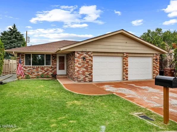 413 S 46th Ave, Yakima, WA 98908