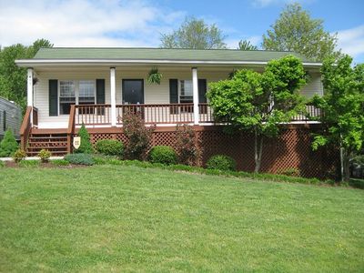 455 Village Ln, Christiansburg, VA, 24073