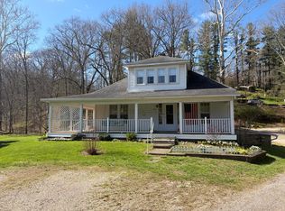 9410 State Route 93 S, New Straitsville, OH