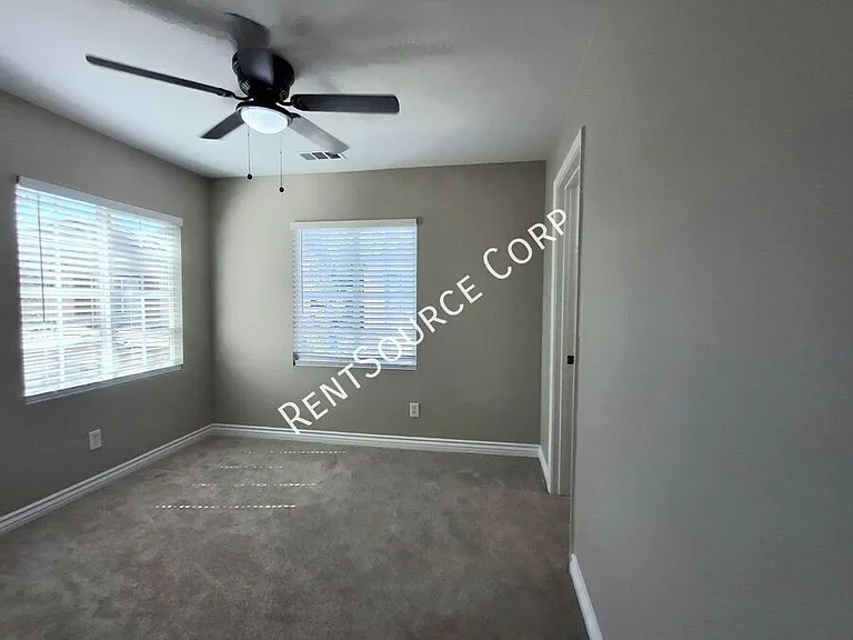 25361 Playa Serena Dr — Photo 23