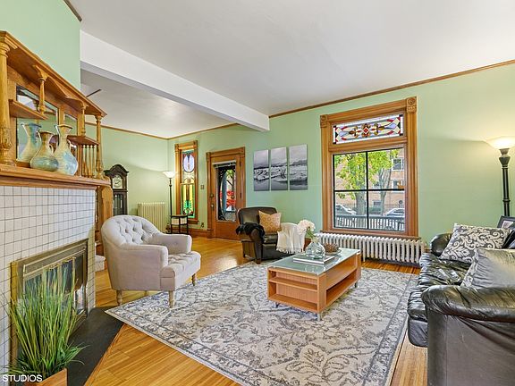 5th image of 4936 N Wolcott Ave