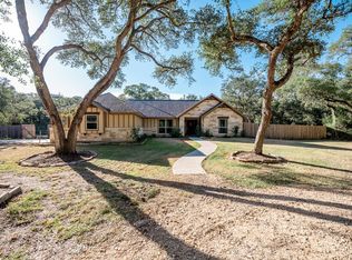 520 County Road 483, Blessing, TX 77419