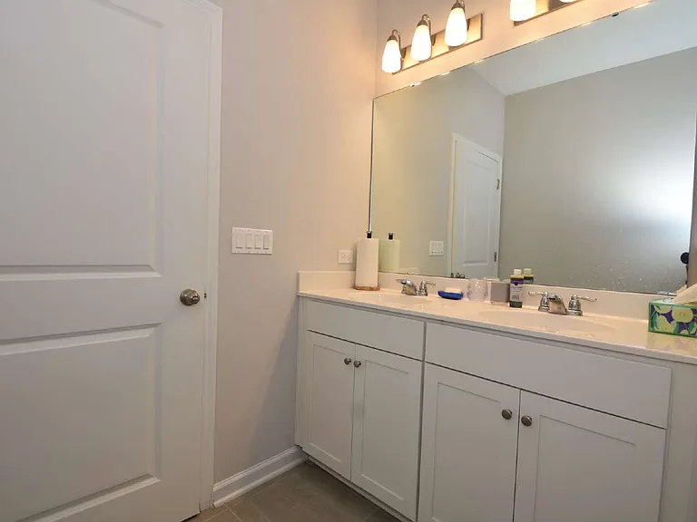 172 Charlie Way — Photo 21
