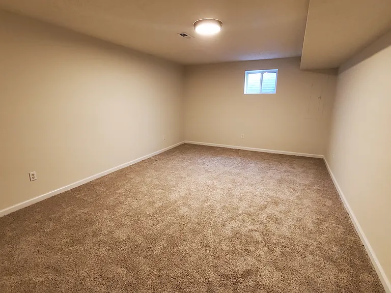 8249 S Port Dr — Photo 25