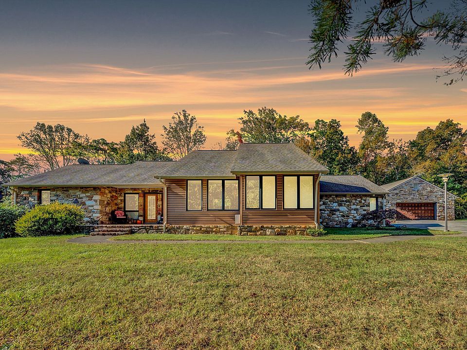 3552 Catawba Valley Dr, Salem, VA 24153 Zillow