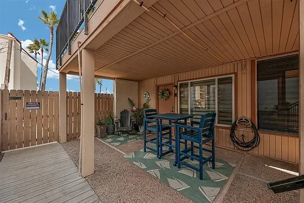 200 W Kingfish St #E-102 — Photo 6