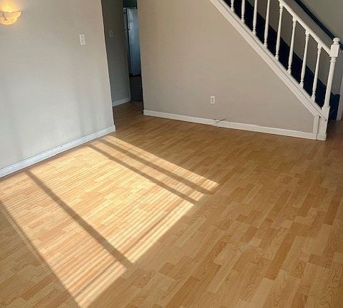 4th image of 1218 Abner Ave