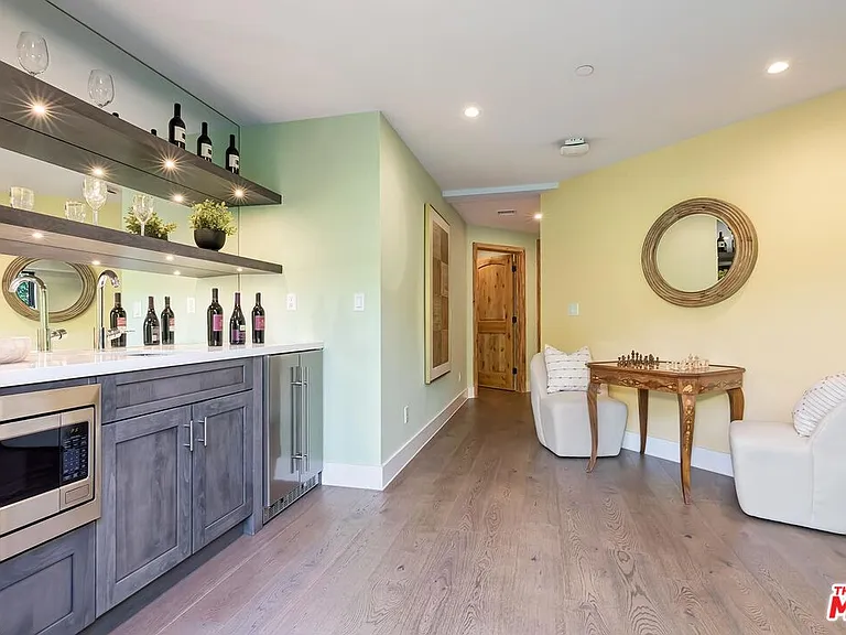 2841 Montcalm Ave — Photo 35
