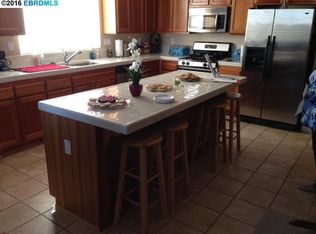 1969 Canyon Oaks Cir, Pittsburg, CA