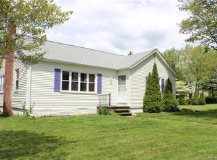 27 Chalker Beach Rd, Old Saybrook, CT 06475