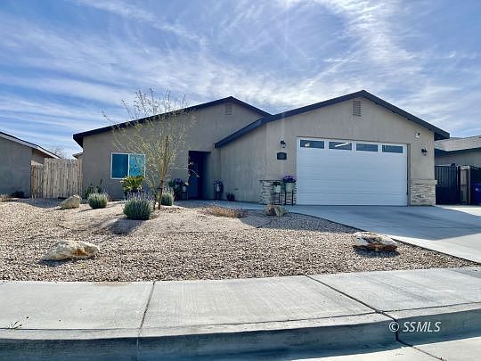 1st image of 806 Beach Ct