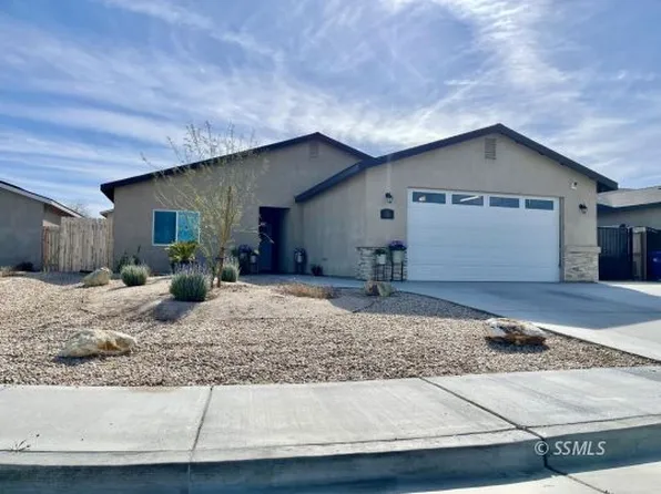 806 Beach Ct, Ridgecrest, CA 93555