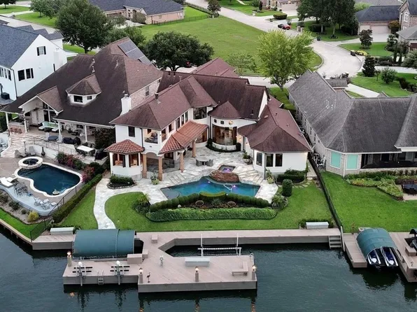 12316 Oak Bend Cir, Conroe, TX 77304