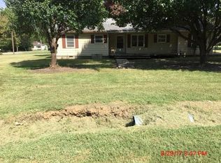 216 N Main St, Spiro, OK 74959