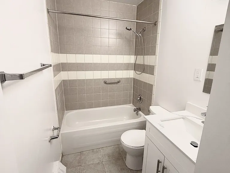 105 Winlane Dr #101 — Photo 6