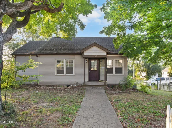 2700 Summitt Ave, Knoxville, TN 37917