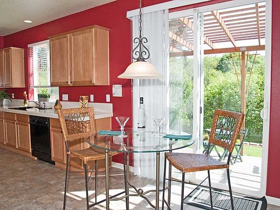 Kitchen, casual dining
