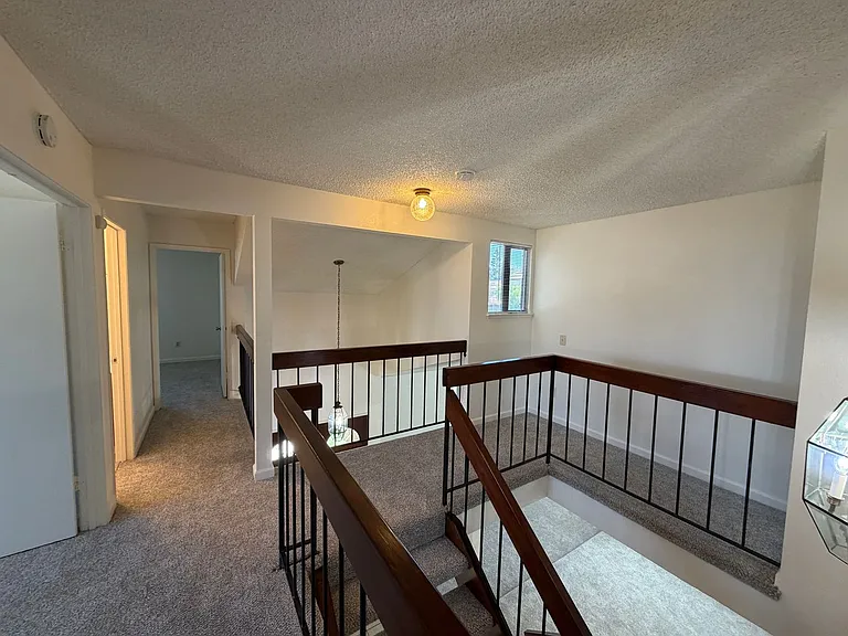 872 Shellwood Way — Photo 22