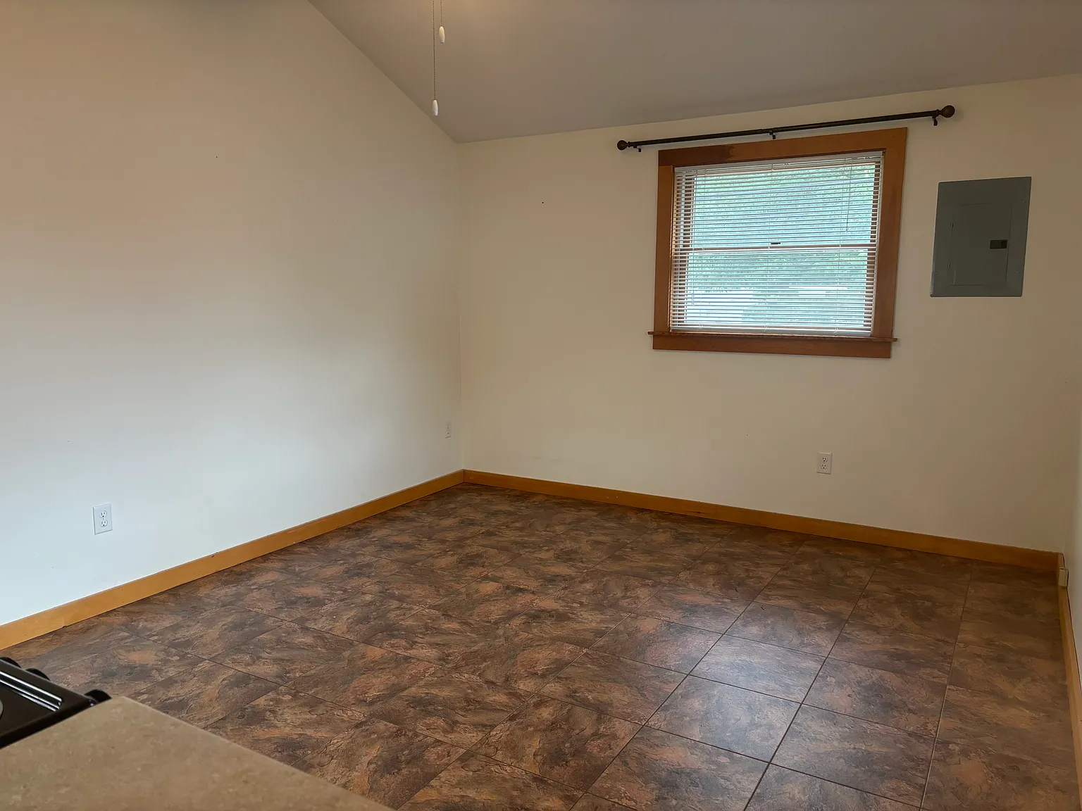 1 bed, 500 sqft, $1,250 — Photo 2
