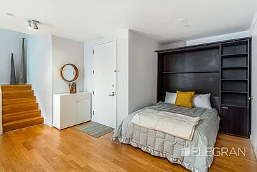 Rented by (Legacy) Elegran