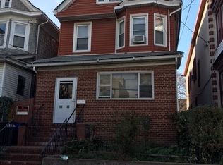 3350 Farrington St, Flushing, NY