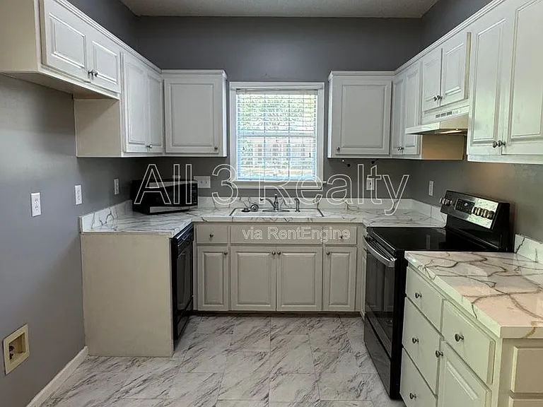 6272 Deerwood Dr — Photo 14