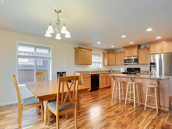 4th image of 12815 NE 54th Way