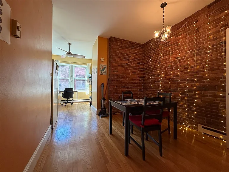 33 Kent St #3 — Photo 6