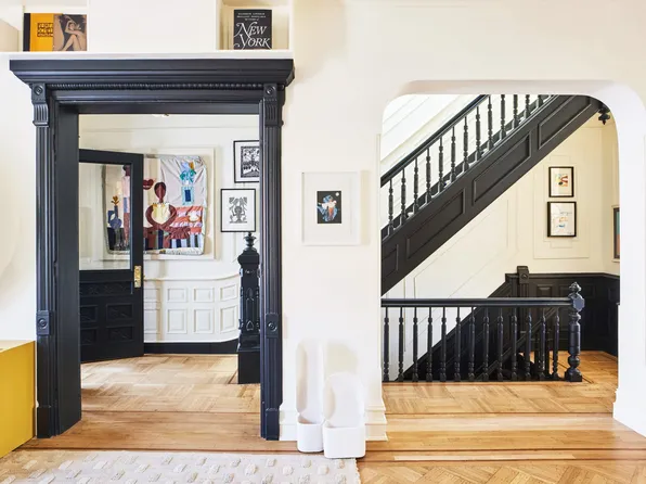 844 Putman Avenue image 10 of 17