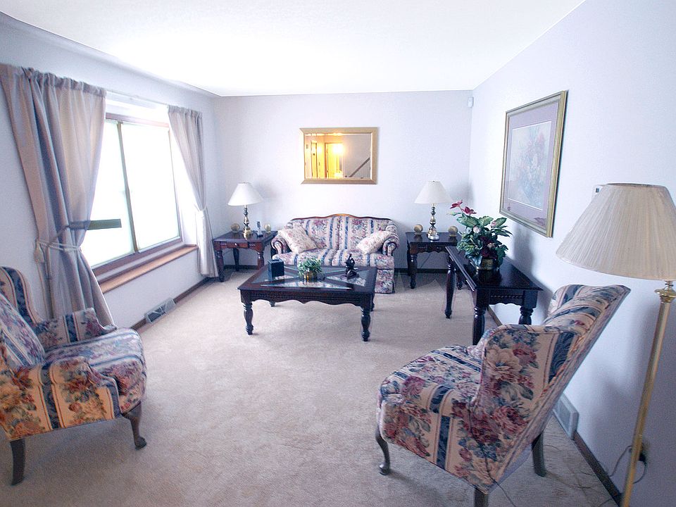 Living Rm