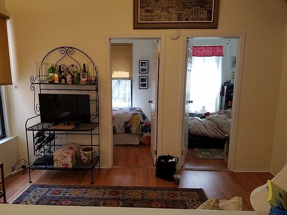 3rd image of 236 E 77th St #2A