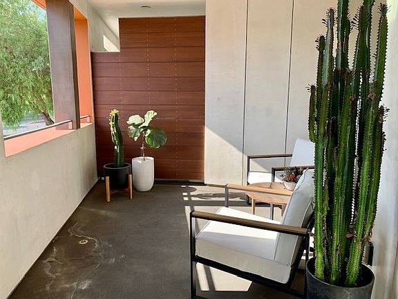 2nd image of 502 N San Vicente Blvd #3-A