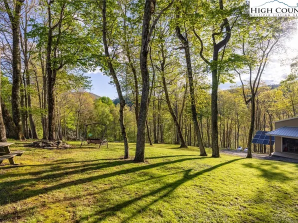 752 Mud Creek Road, Lansing, NC 28643